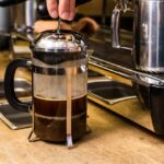 Ako si doma uvariť najlepšiu kávu pomocou french pressu