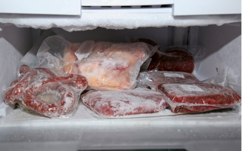 Vákuované mäso v mrazničke