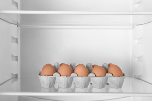 Vajcia v pôvodnom obale v chladničke