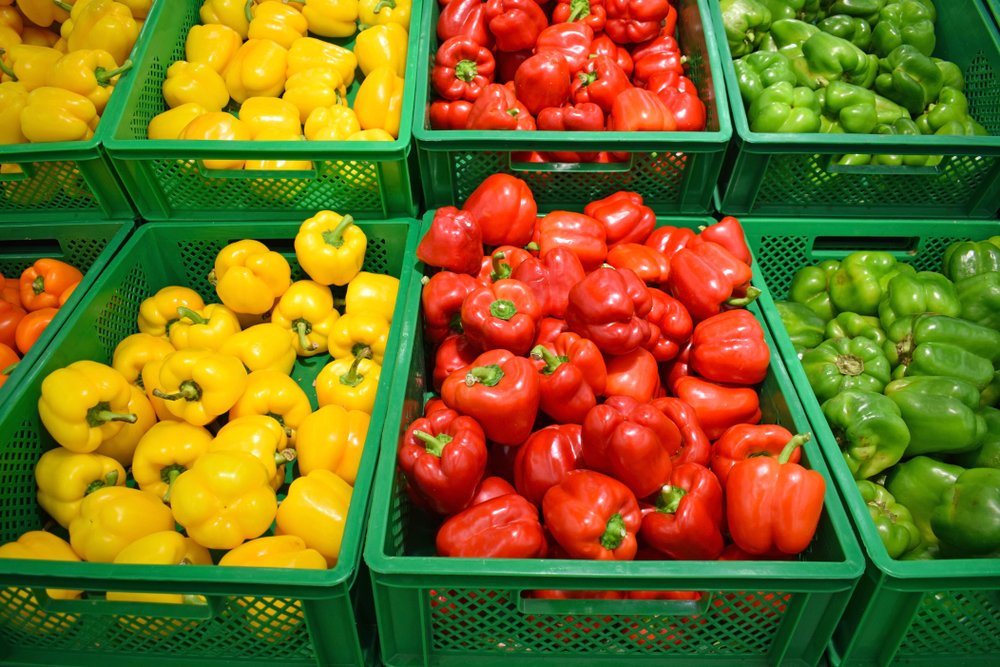 Rôzne farebné papriky
