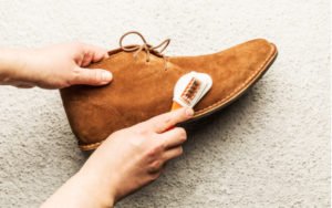 Čistenie semišovej obuvi