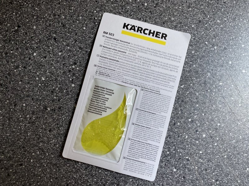 Žltý čistiaci prostriedok Kärcher