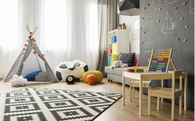 Čierno-biely detský koberec