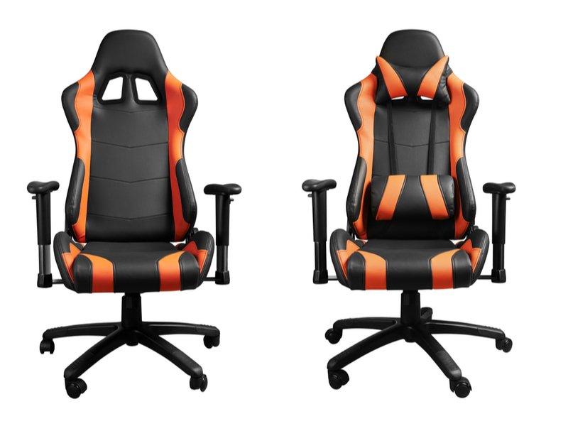 Dve čierno oranžové herné stoličky