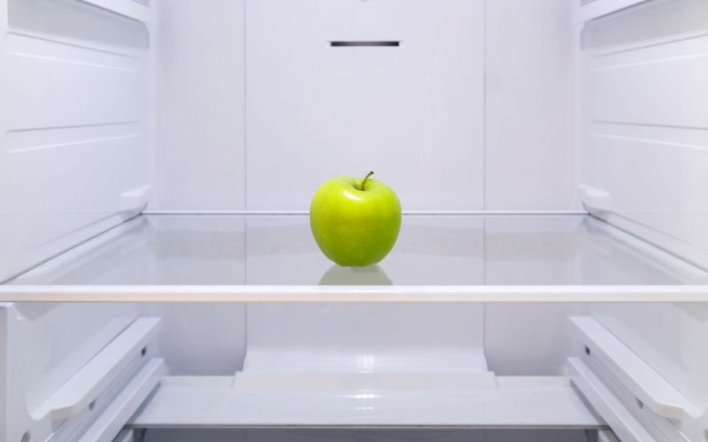 Teplota v chladničke - jablko v chladničke