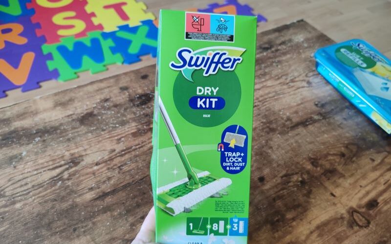 Swiffer Sweeper na podlahy - štartovacia súprava unboxing